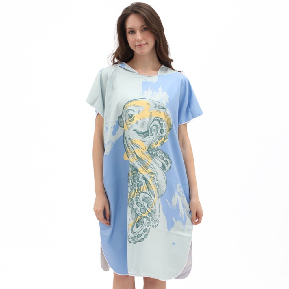 Flamingo Woman Bathrobe 31.5x3 - Camp Towel Microfiber 评论和价格