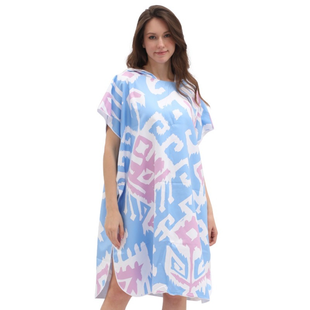 Flamingo Woman Bathrobe 31.5x3 - Camp Towel Microfiber 评论和价格
